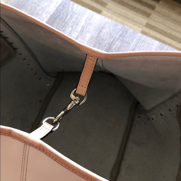 Coach two-tone tote - Picture 6 of 12